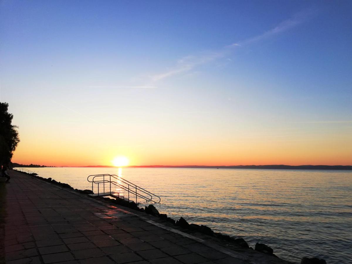 Bella Golden Beach Шиофок Экстерьер фото